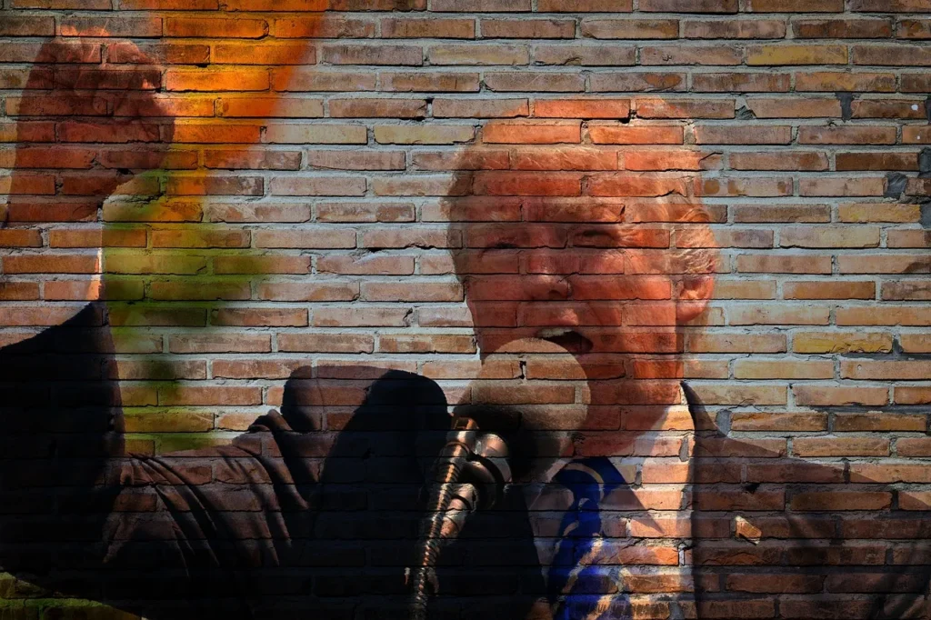 Donald Trump presenta marca registrada para Metaverse y NFT Venture