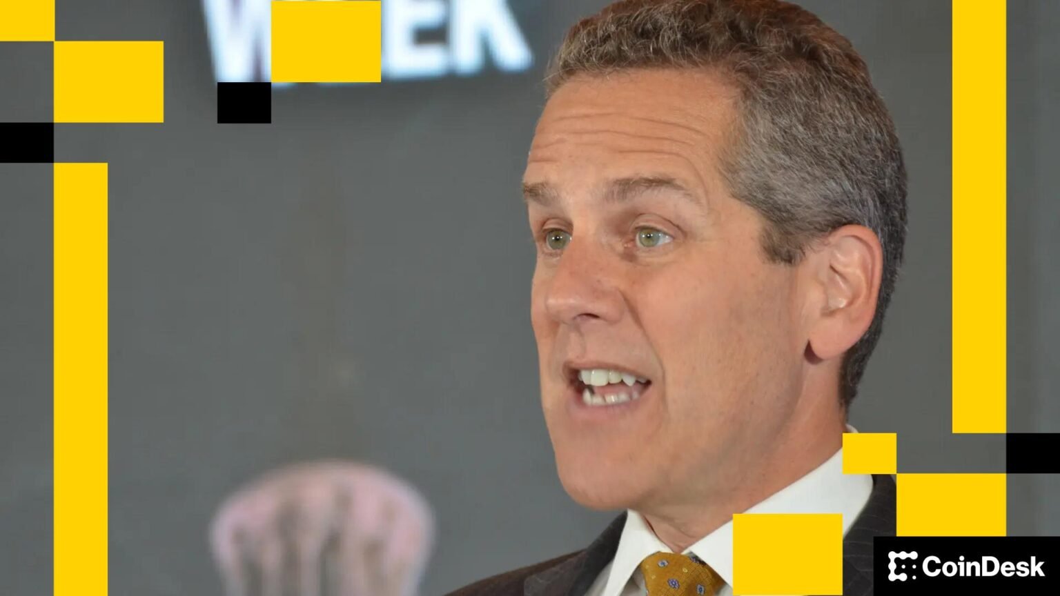 Barr, de la Reserva Federal de EE. UU., cataloga los peligros que se deben evitar en las futuras regulaciones de las monedas estables