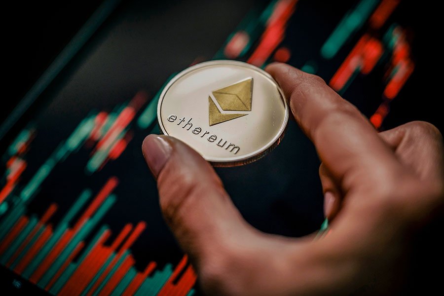 Los ETF de Ethereum registran más de 600 millones de dólares en salidas: ¿señal de advertencia para los comerciantes?