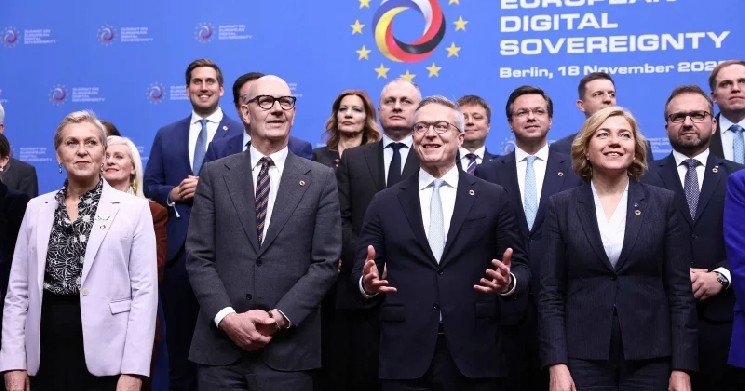 Los líderes europeos debaten sobre frenar el acceso de las Big Tech a las licitaciones en la nube y al espectro satelital de la UE