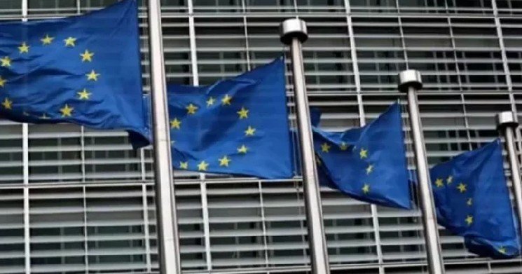 La Unión Europea debate los límites al acceso de las grandes tecnológicas a las licitaciones en la nube