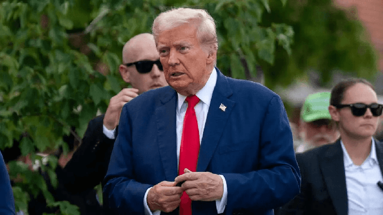 Trump advierte que China tomaría el liderazgo en criptomonedas si Estados Unidos se aleja de la industria
